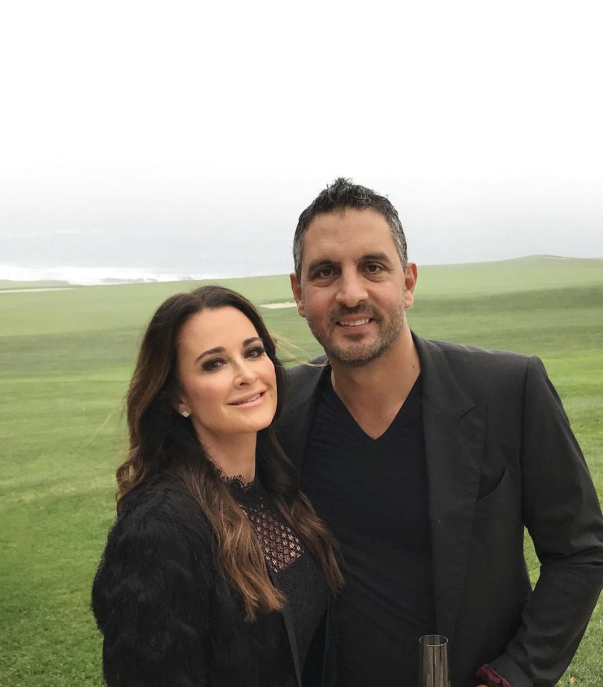 Kyle Richards Husband Meet Mauricio Umansky And Her Ex Husband Guriash Aldufrie Hellovybes 