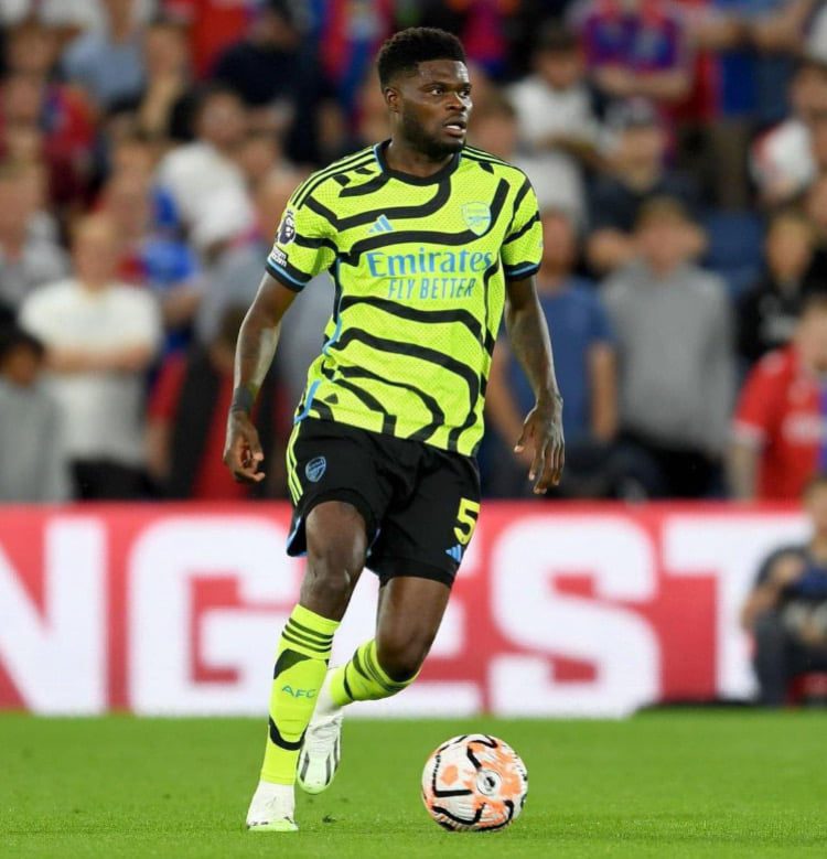 Thomas Partey in Arsenal away Jersey