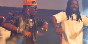 Shatta Wale And Samini End Beef As They Performed At Daddy Lumba’s Concert In UK