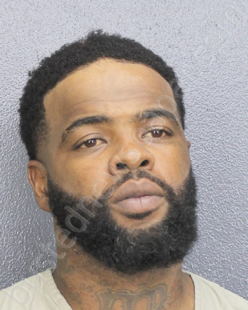 Mann Larry Jerirod photo via bustednewspaper